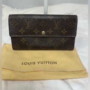 Louis Vuitton Monogram Sarah Wallet – Vintage